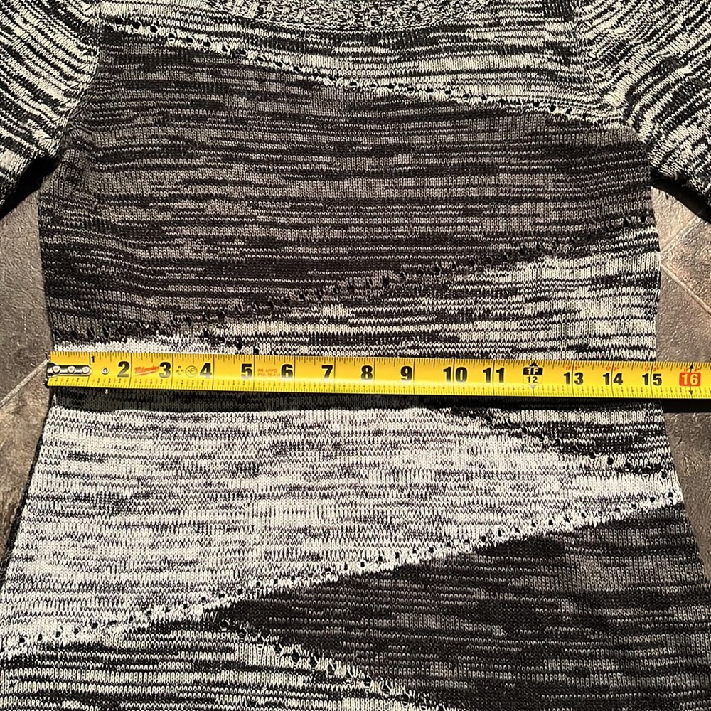 Point Zero Sweater Triangle Heather Pattern - Picture 3 of 8